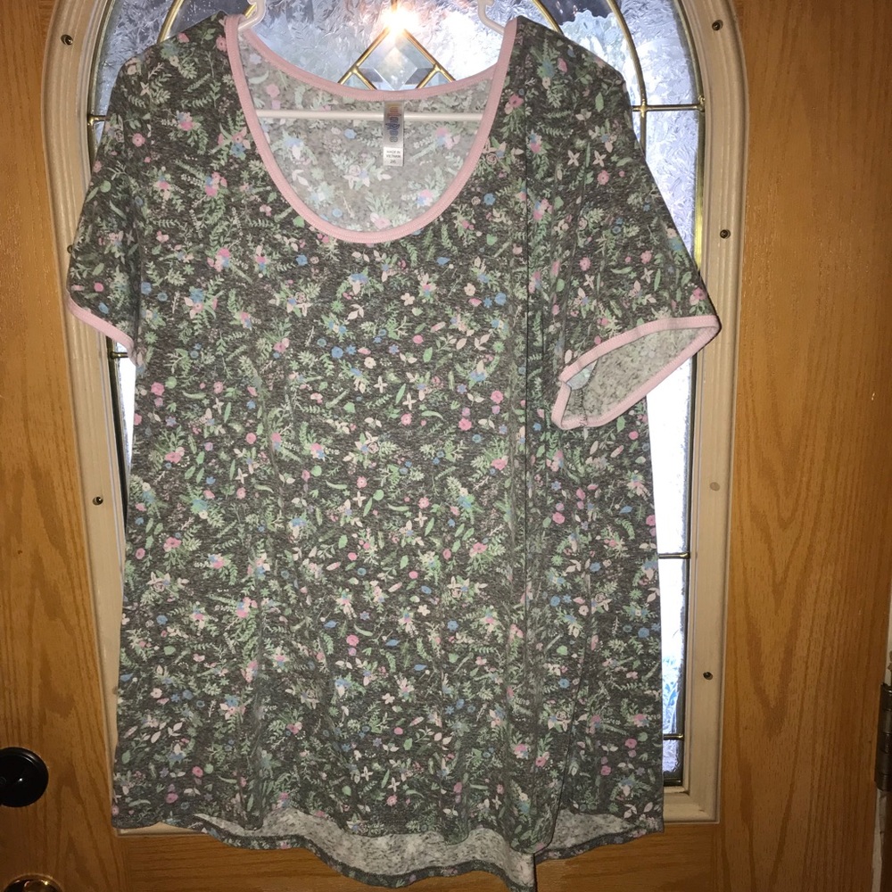 Lularoe Perfect T